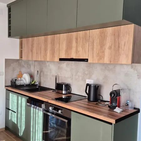 Serendipity - Nada - *